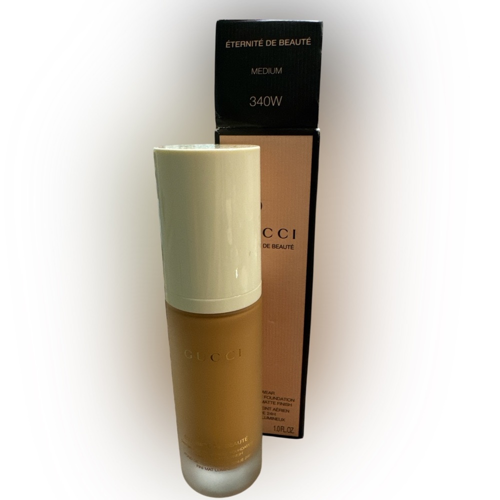 GUCCI ETERNITE DE BEAUTE FOUNDATION